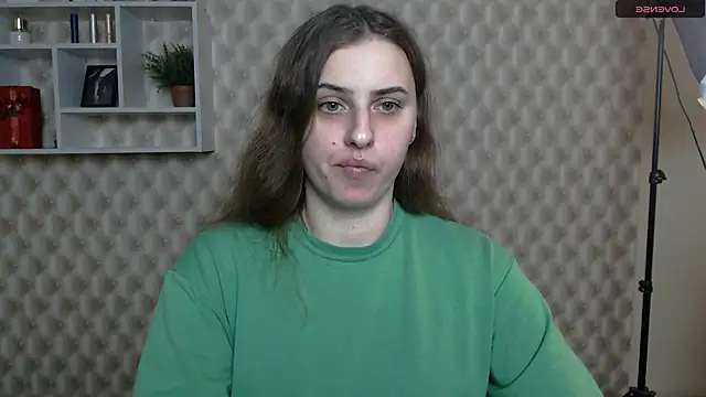 AmandaDimond  online show from January 17, 2026, 9:14 am