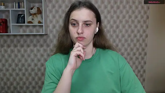 Snapshot of AmandaDimond_ chatting on April 18, 2026, 11:58 am AmandaDimond online show from April 18, 2026, 11:58 am