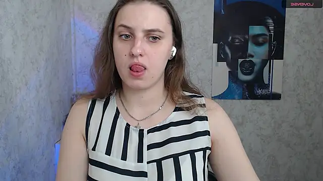 Snapshot of AmandaDimond_ chatting on April 20, 2026, 9:23 am AmandaDimond online show from April 20, 2026, 9:23 am