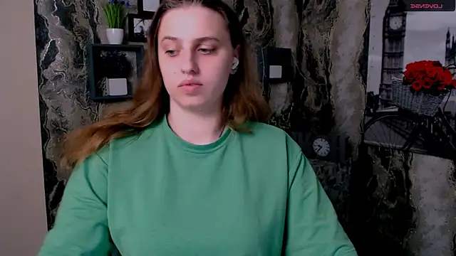 Snapshot of AmandaDimond_ chatting on April 23, 2026, 9:08 am AmandaDimond online show from April 23, 2026, 9:08 am