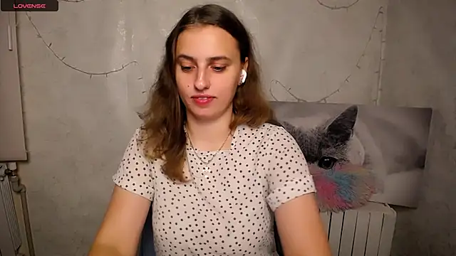 AmandaDimond  online show from July 10, 2026, 12:19 pm