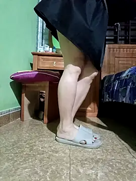 SexyQueen99 online show from February 3, 2026, 9:42 pm