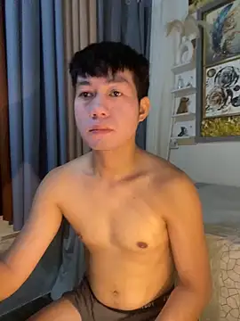 Snapshot of xshyboyx chatting on February 16, 2026, 2:18 am xshyboyx online show from February 16, 2026, 2:18 am