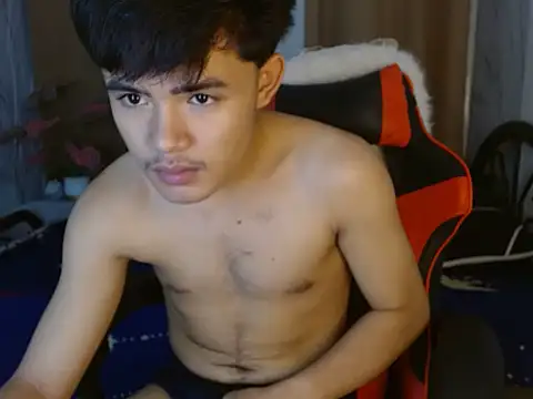 YourNaughtyTwink 69 online show from April 28, 2026, 5:40 pm