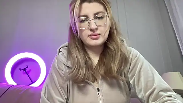 Snapshot of Kadayy1 chatting on October 15, 2025, 4:45 am Kadayy1 online show from October 15, 2025, 4:45 am