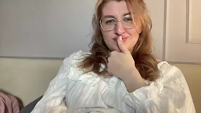 Snapshot of Kadayy1 chatting on November 12, 2025, 4:07 pm Kadayy1 online show from November 12, 2025, 4:07 pm