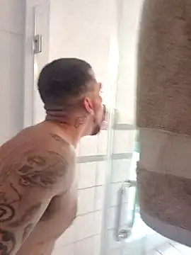 Snapshot of Cnutt310 chatting on November 8, 2025, 10:41 pm Cnutt310 online show from November 8, 2025, 10:41 pm