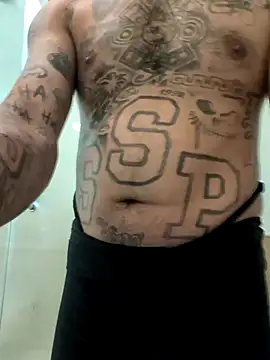 Snapshot of Cnutt310 chatting on November 28, 2025, 2:31 pm Cnutt310 online show from November 28, 2025, 2:31 pm