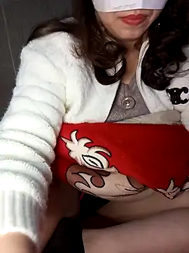 Ariana-Vy online show from January 11, 2026, 3:17 pm