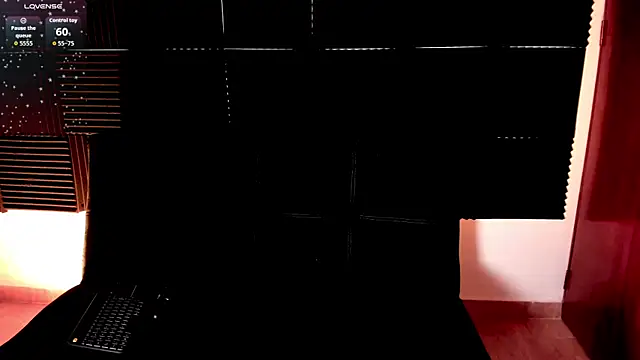 Snapshot of kinkyboat23 chatting on November 14, 2025, 8:40 pm kinkyboat23 online show from November 14, 2025, 8:40 pm