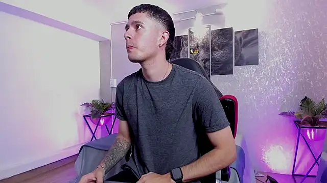 nils saint online show from October 12, 2025, 2:32 am