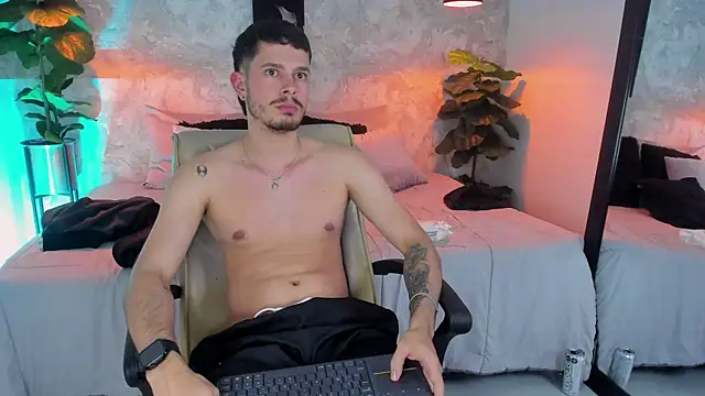 nils saint online show from November 29, 2025, 2:36 am