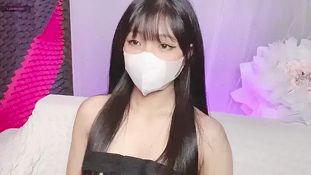 Snapshot of kemybaby chatting on November 3, 2025, 6:09 pm kemybaby online show from November 3, 2025, 6:09 pm