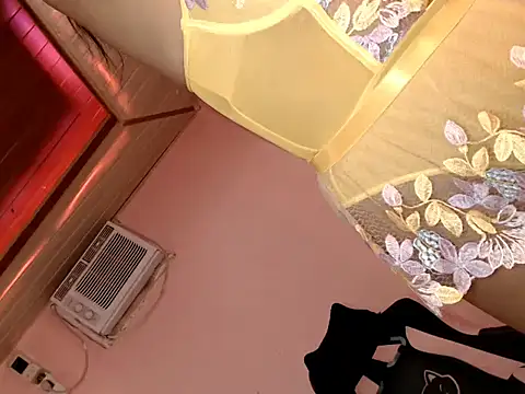 asian lust  online show from April 17, 2026, 10:46 pm