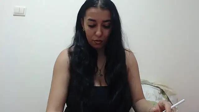 Maryem637048 online show from February 3, 2026, 2:55 pm
