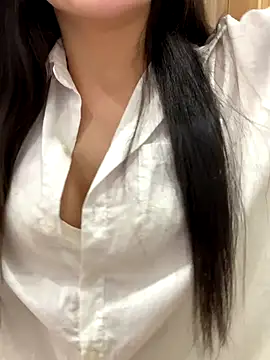 Keysha8386 online show from November 3, 2025, 8:04 am