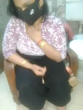 Snapshot of dolly_009_ chatting on November 13, 2025, 12:37 pm dolly 009 online show from November 13, 2025, 12:37 pm