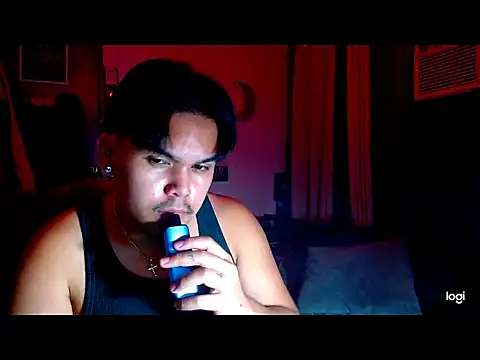 holy diorxx online show from November 9, 2025, 3:21 pm