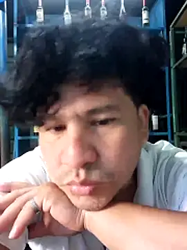 Snapshot of 3-11A chatting on December 17, 2025, 2:23 pm 3-11A online show from December 17, 2025, 2:23 pm