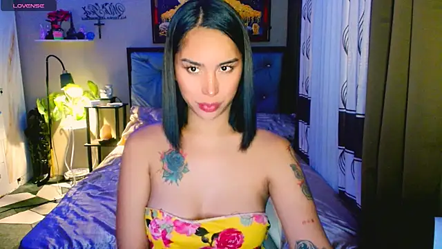 Franchesca Trans online show from November 4, 2025, 1:48 am