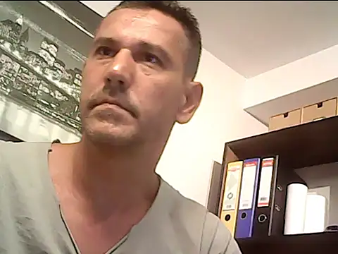 Snapshot of mastercharisma35 chatting on September 11, 2025, 8:58 am mastercharisma35 online show from September 11, 2025, 8:58 am