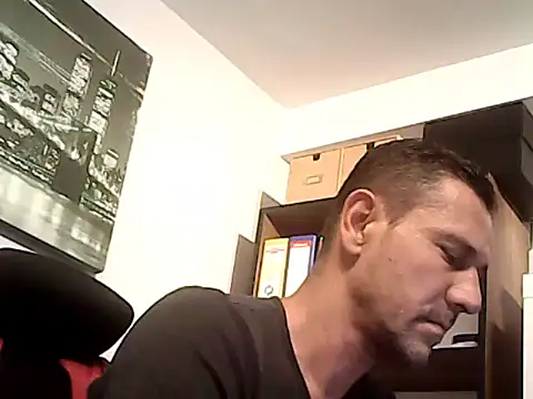 Snapshot of mastercharisma35 chatting on September 30, 2025, 2:00 pm mastercharisma35 online show from September 30, 2025, 2:00 pm