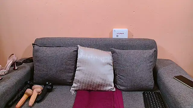 Snapshot of lunasexyXx chatting on November 1, 2025, 4:14 am lunasexyXx online show from November 1, 2025, 4:14 am