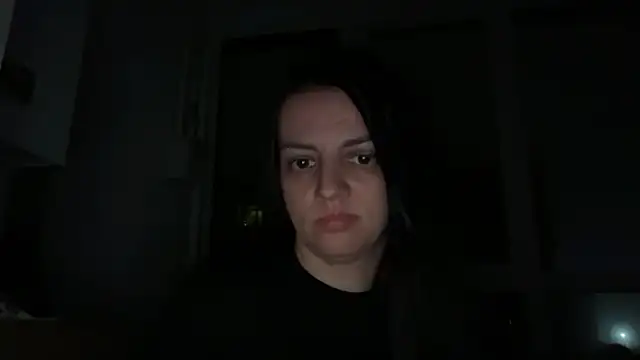 Snapshot of Sladosttss chatting on December 16, 2025, 8:14 pm Sladosttss online show from December 16, 2025, 8:14 pm