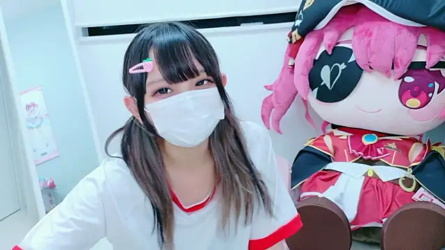 Snapshot of Hina-qp chatting on May 26, 2026, 10:44 am Hina-qp online show from May 26, 2026, 10:44 am