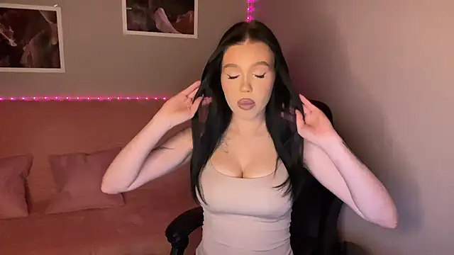 mistress of hearts online show from September 14, 2025, 7:35 pm