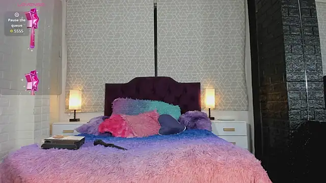 Zamara Kleii online show from September 17, 2025, 5:20 am