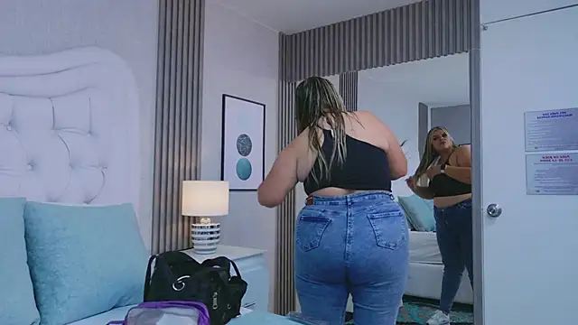 KiimBrooks online show from January 17, 2026, 11:15 am