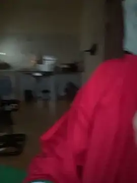 Snapshot of boyhigh1997 chatting on November 16, 2025, 10:10 am boyhigh1997 online show from November 16, 2025, 10:10 am