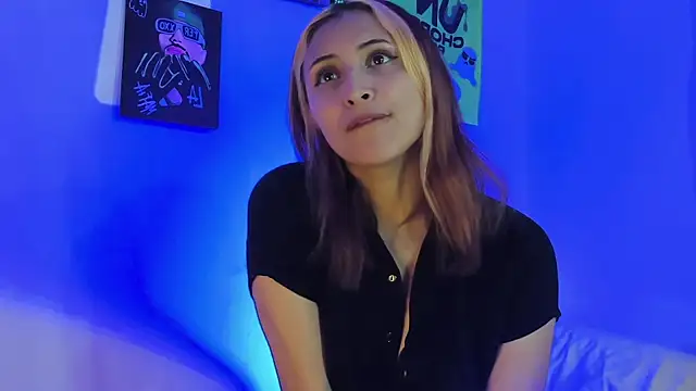 Snapshot of melissa_noirr chatting on December 2, 2025, 7:53 pm melissa noirr online show from December 2, 2025, 7:53 pm