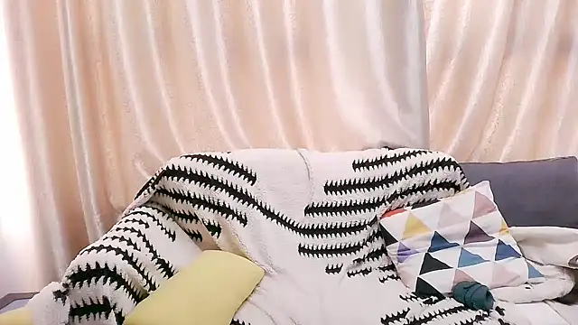 Snapshot of Tsia-Die chatting on October 10, 2025, 5:17 am Tsia-Die online show from October 10, 2025, 5:17 am