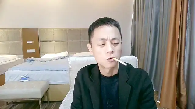 Snapshot of Tsia-Die chatting on November 4, 2025, 3:16 am Tsia-Die online show from November 4, 2025, 3:16 am