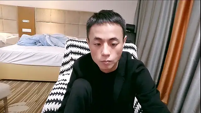 Snapshot of Tsia-Die chatting on November 12, 2025, 7:35 pm Tsia-Die online show from November 12, 2025, 7:35 pm