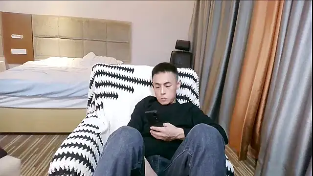 Snapshot of Tsia-Die chatting on November 22, 2025, 9:30 am Tsia-Die online show from November 22, 2025, 9:30 am