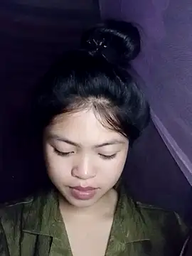 Thy00   online show from November 10, 2025, 3:22 pm