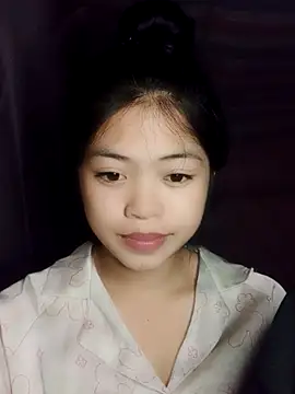 Thy00   online show from November 17, 2025, 2:56 pm