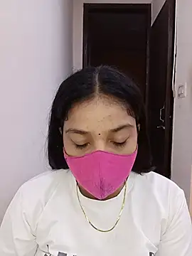 Snapshot of Cute_Rakhi8 chatting on July 3, 2026, 4:41 am Cute Rakhi8 online show from July 3, 2026, 4:41 am
