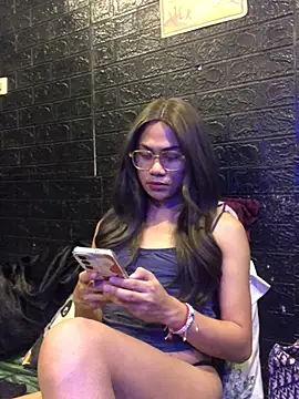 HOTkendraCumXxx online show from April 3, 2026, 1:09 pm