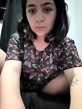 Snapshot of PrihZinhaHot chatting on October 5, 2025, 12:53 am PrihZinhaHot online show from October 5, 2025, 12:53 am