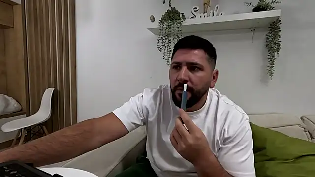 Gold Alpha Boy online show from October 6, 2025, 2:36 pm