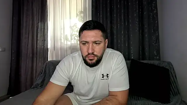 Gold Alpha Boy online show from November 28, 2025, 9:12 am