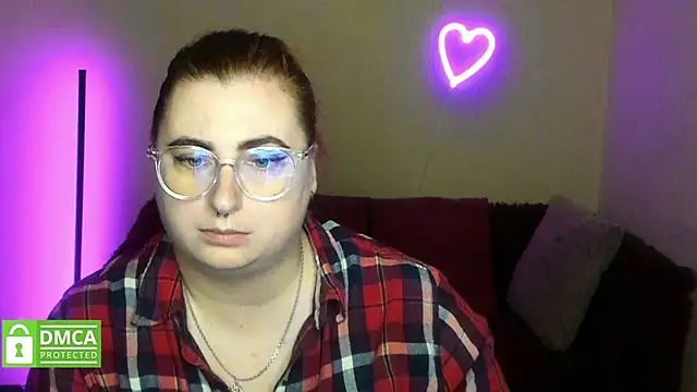 Alicia love00 online show from November 20, 2025, 12:27 pm