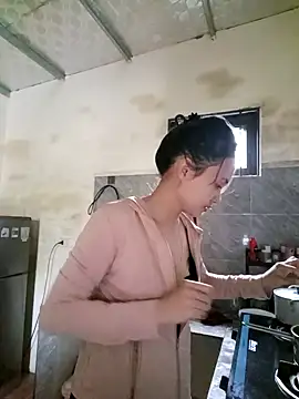 Jun-Mzzz online show from September 29, 2025, 2:16 am