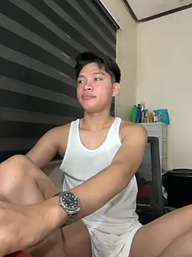 Helleron online show from November 30, 2025, 8:24 pm