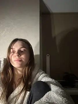 Delilah Leila online show from November 20, 2025, 9:47 pm