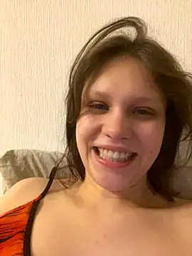 Lunliss online show from November 30, 2025, 5:39 pm